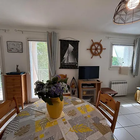 Apartamento Lumineux Au Port De Plaisance Des Sables-d'olonne Avec Balcon Et Equipements Modernes - Fr-1-197-602 *