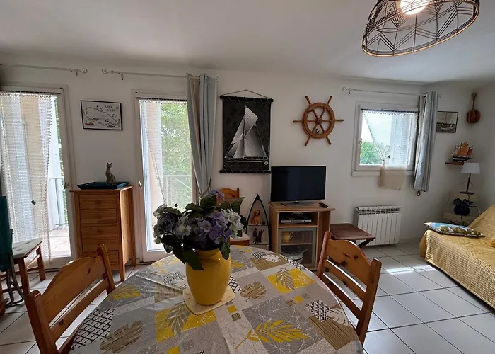 Apartamento Lumineux Au Port De Plaisance Des Sables-d'olonne Avec Balcon Et Equipements Modernes - Fr-1-197-602 *